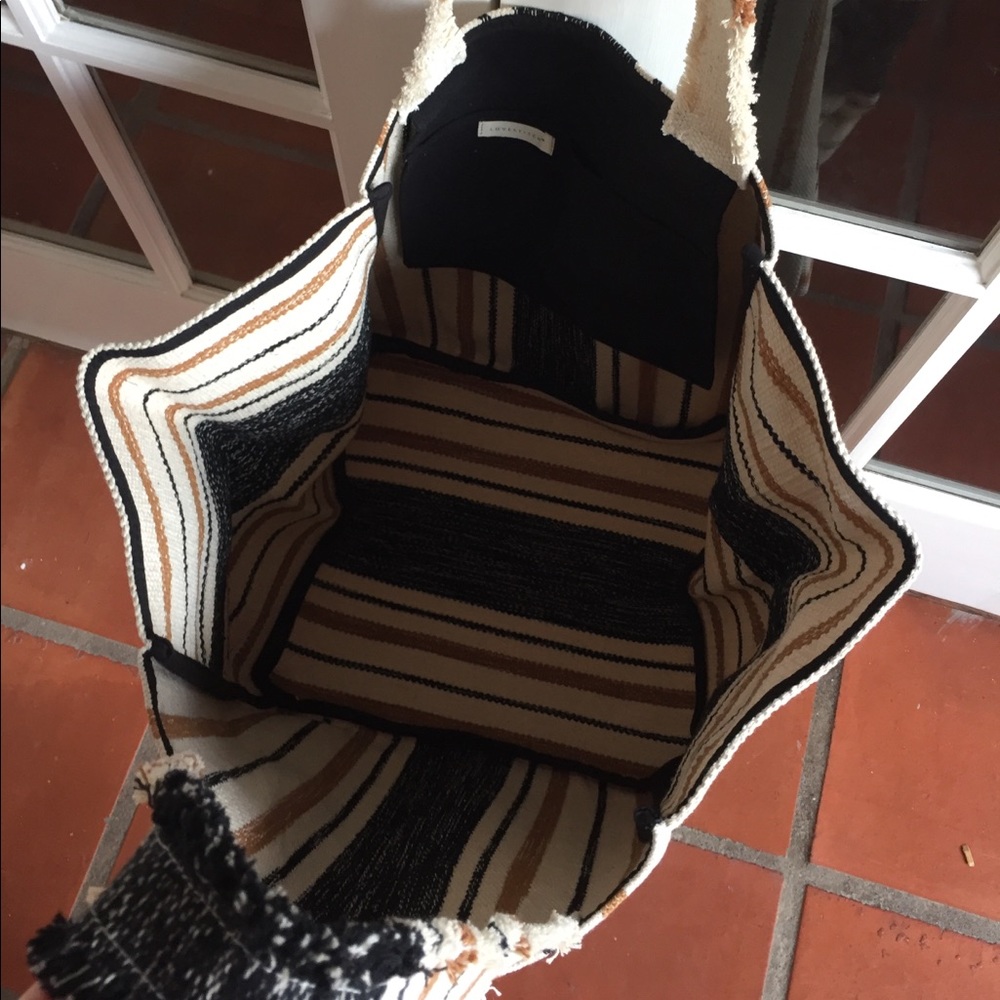 LAST ITEM▫️Gorgeous Boho Shopper Tote - Picture 8 of 8